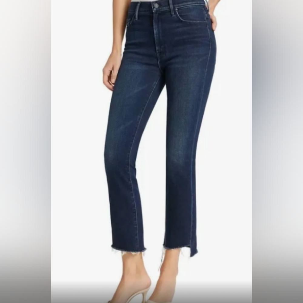Mother The Insider Crop Step Fray "moving" on up" wash. 10" rise,14" waist